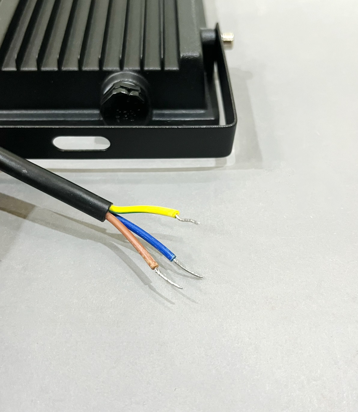 โคมฟลัดไลท์ LED แสงขาว Nano Compact Series