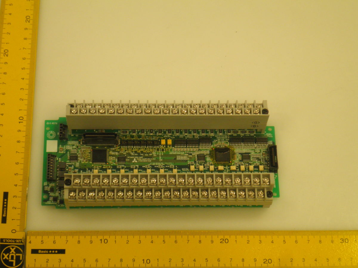 FX3U-64MT/DSS/ESS I/O BOARD