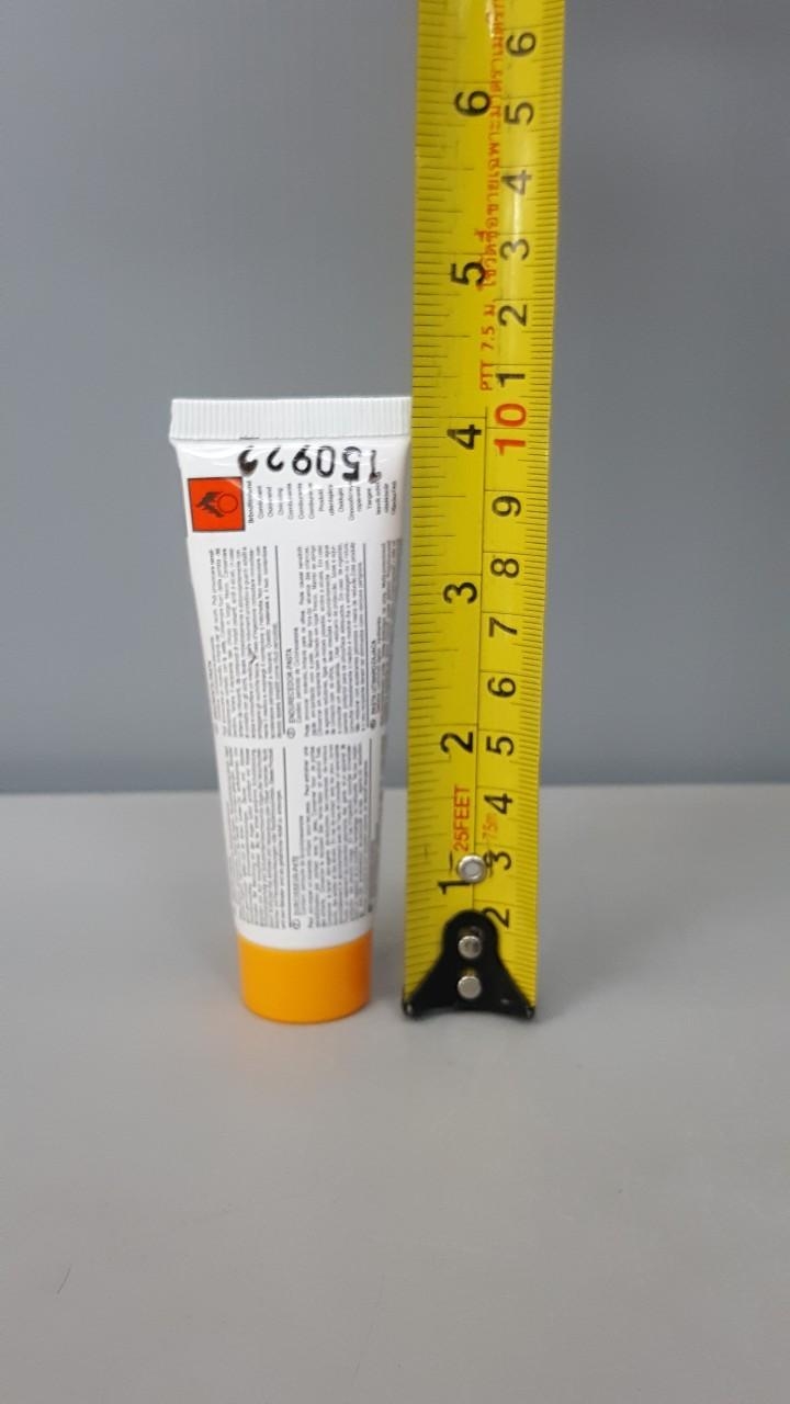 น้ำยาเร่งสีโป้ว เหลือง 20g.