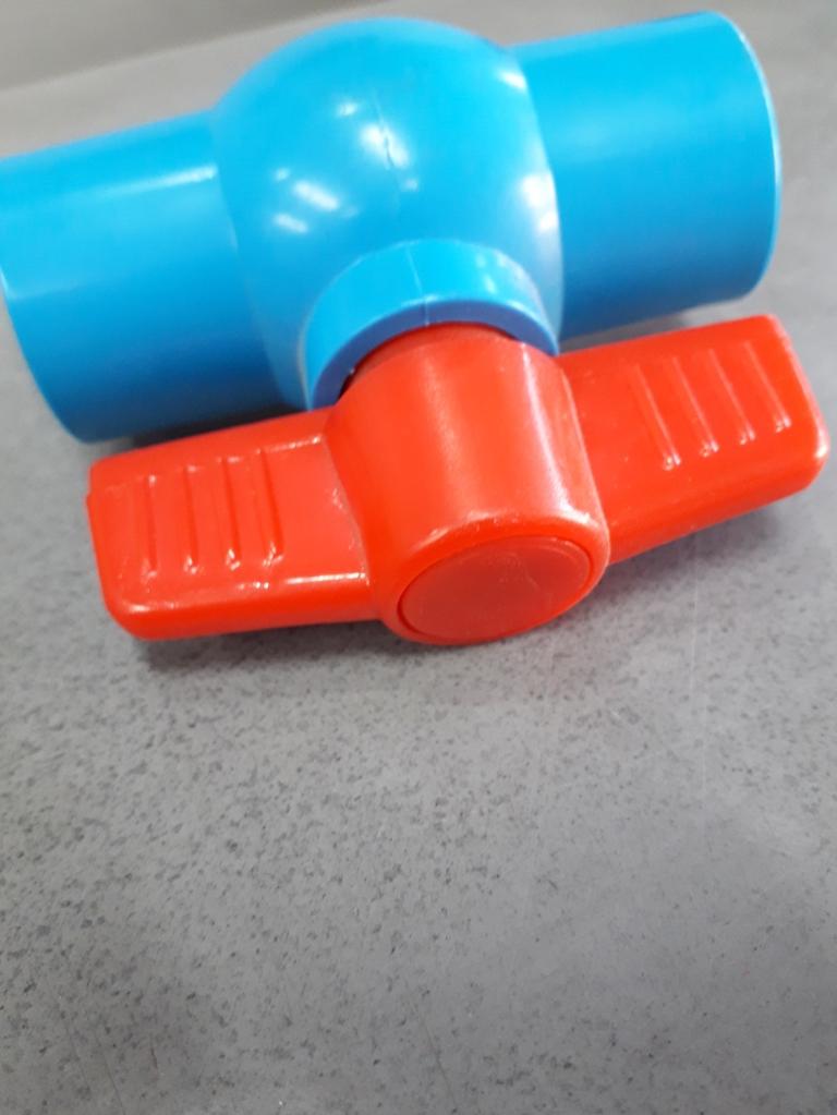 บอลวาล์ว PVC แบบเกลียว