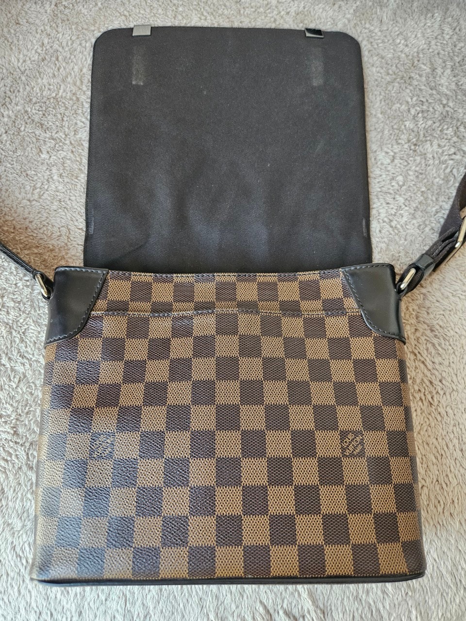 LV District Damier PM