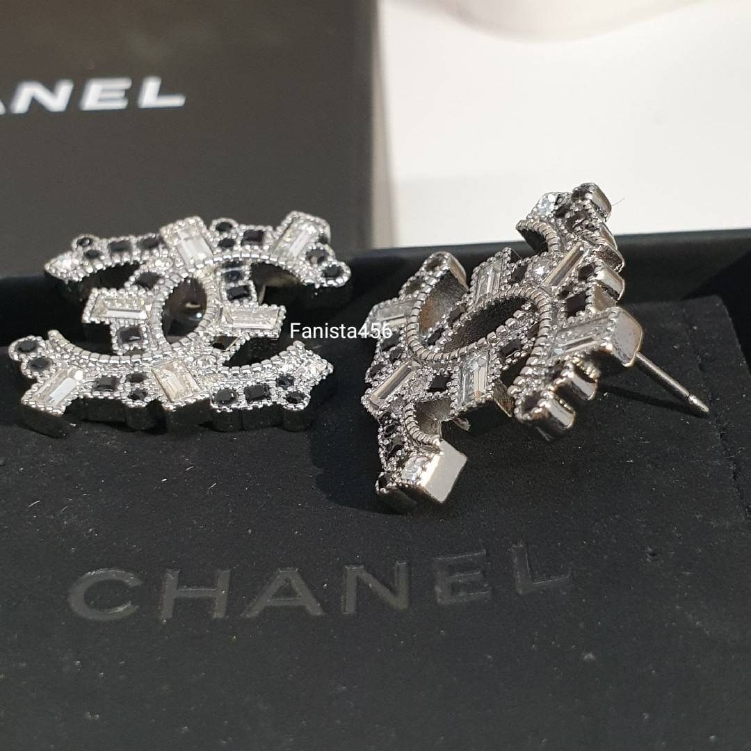 ต่างหู Chanel Earring ต่างหูชาแนล ต่างหู Chanel ติดหู งาน Hi end