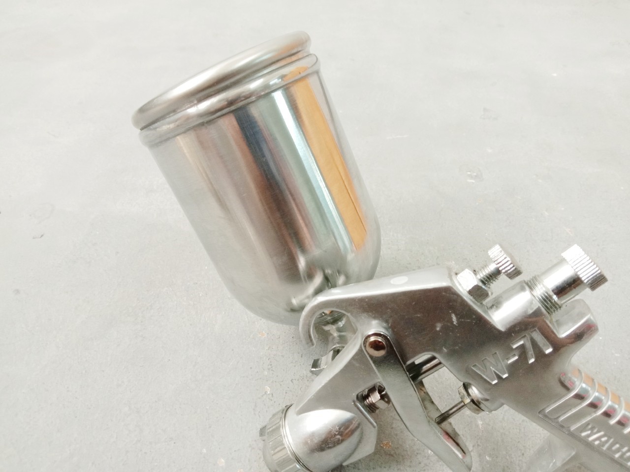 กาพ่นสี W-71G กาบน 400ml META