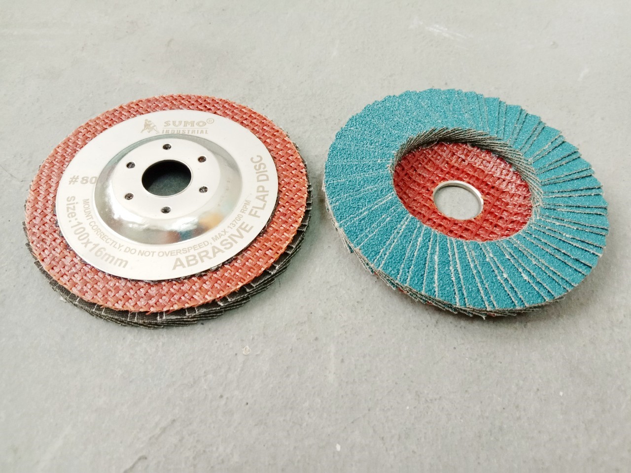 ผ้าทรายจานซ้อนเรียง หลังแข็ง