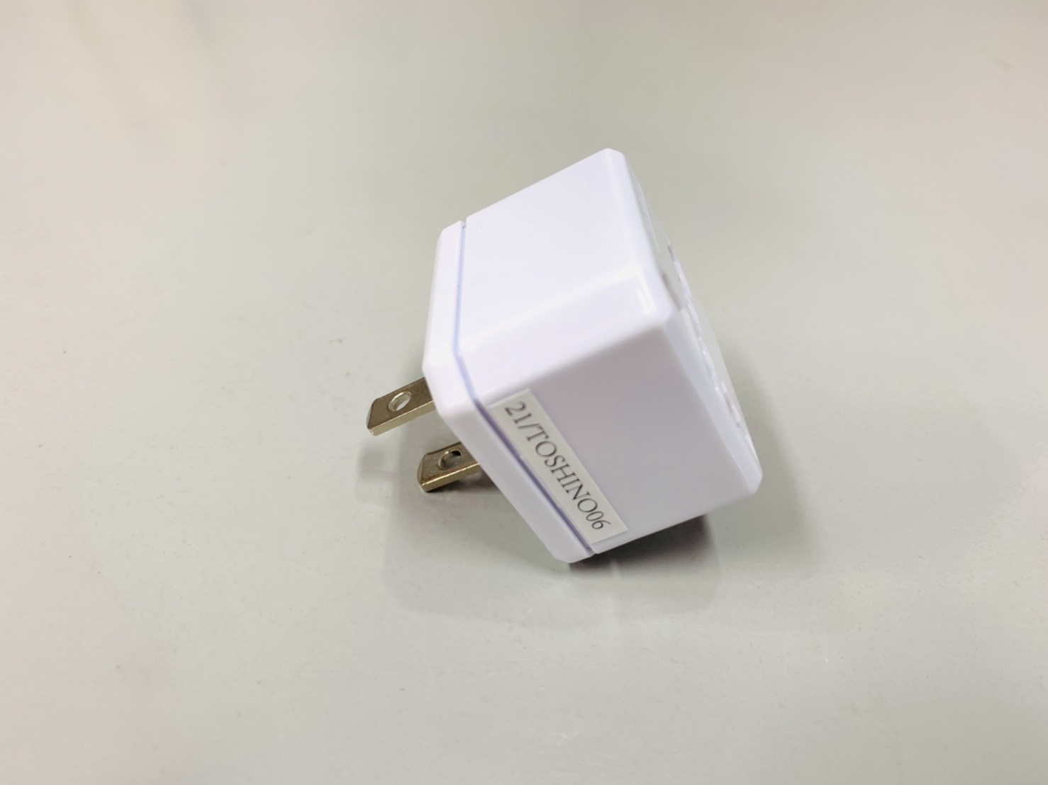 ปลั๊กแปลง 3500w EA-E89 โตชิโน