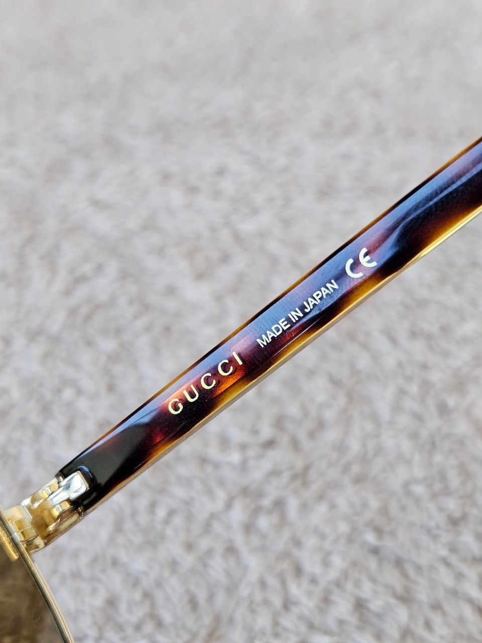 Gucci GG0528S Men's Aviator Sunglasses