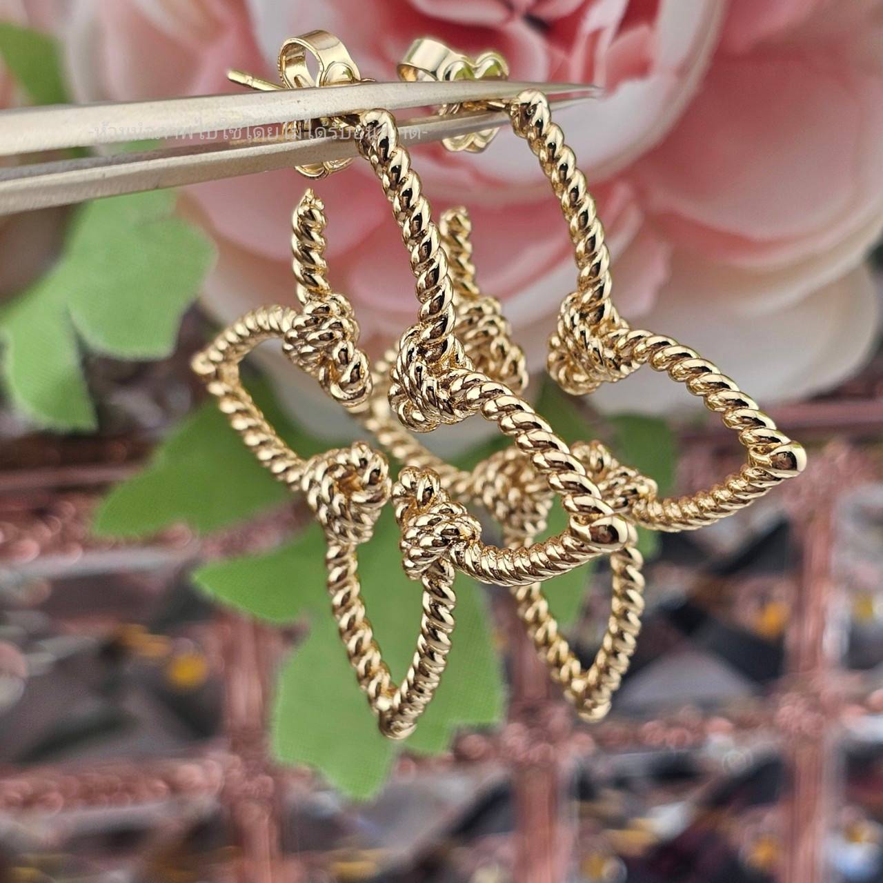 ต่างหู LOUIS VUITTON ต่างหู หลุยวิสตอง ต่างหู LV ติดหู