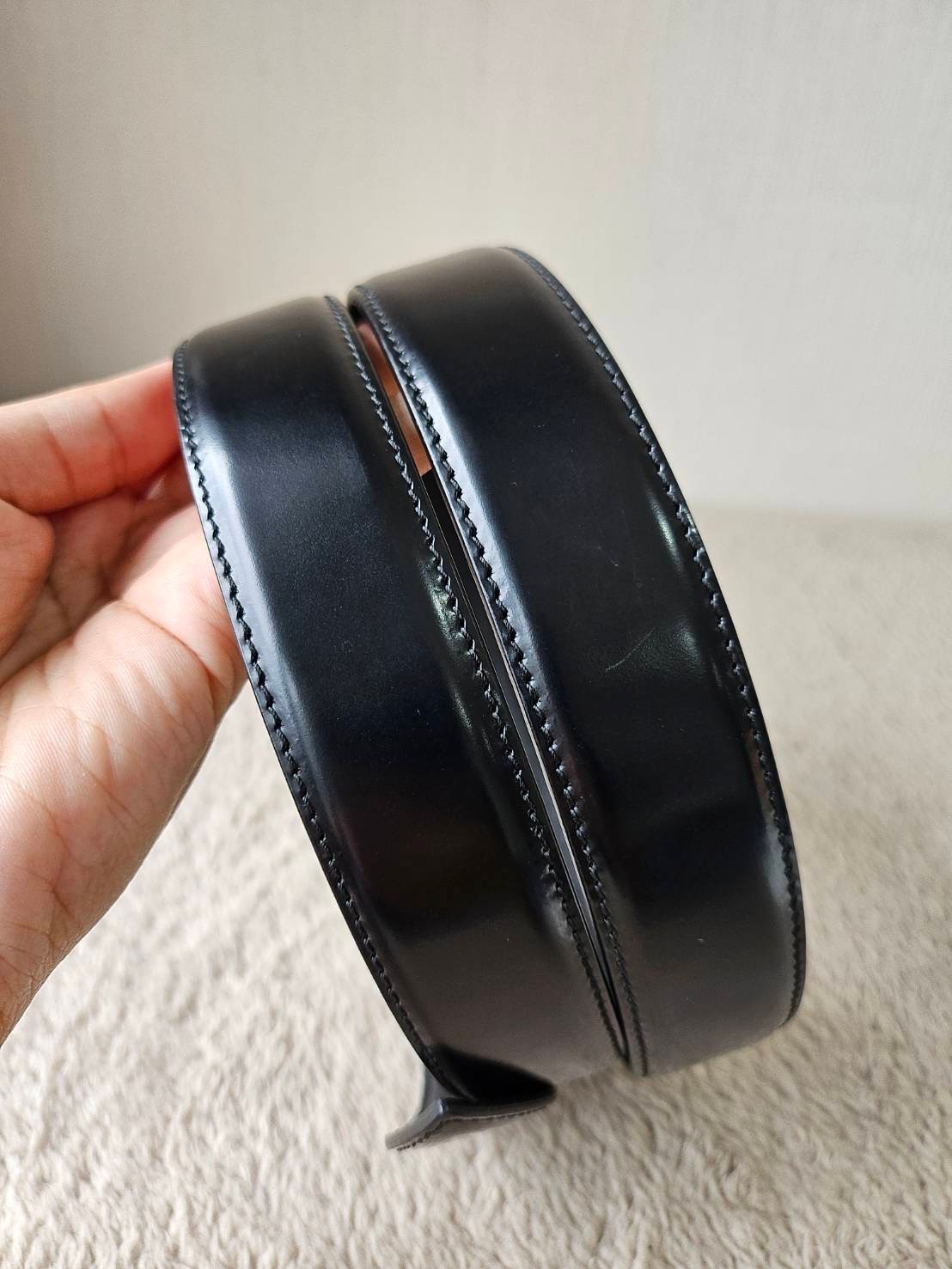 Gucci Enamel Logo Leather Belt