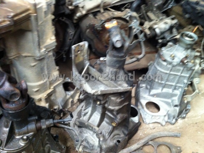 เกียร์ธรรมดา 4 speed ไดฮัทสุ S82