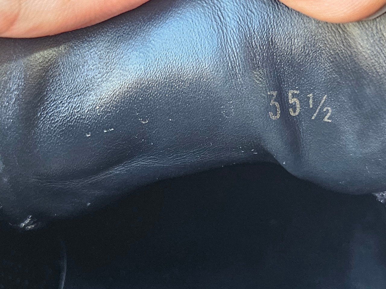 LV Run away Trainers Mono