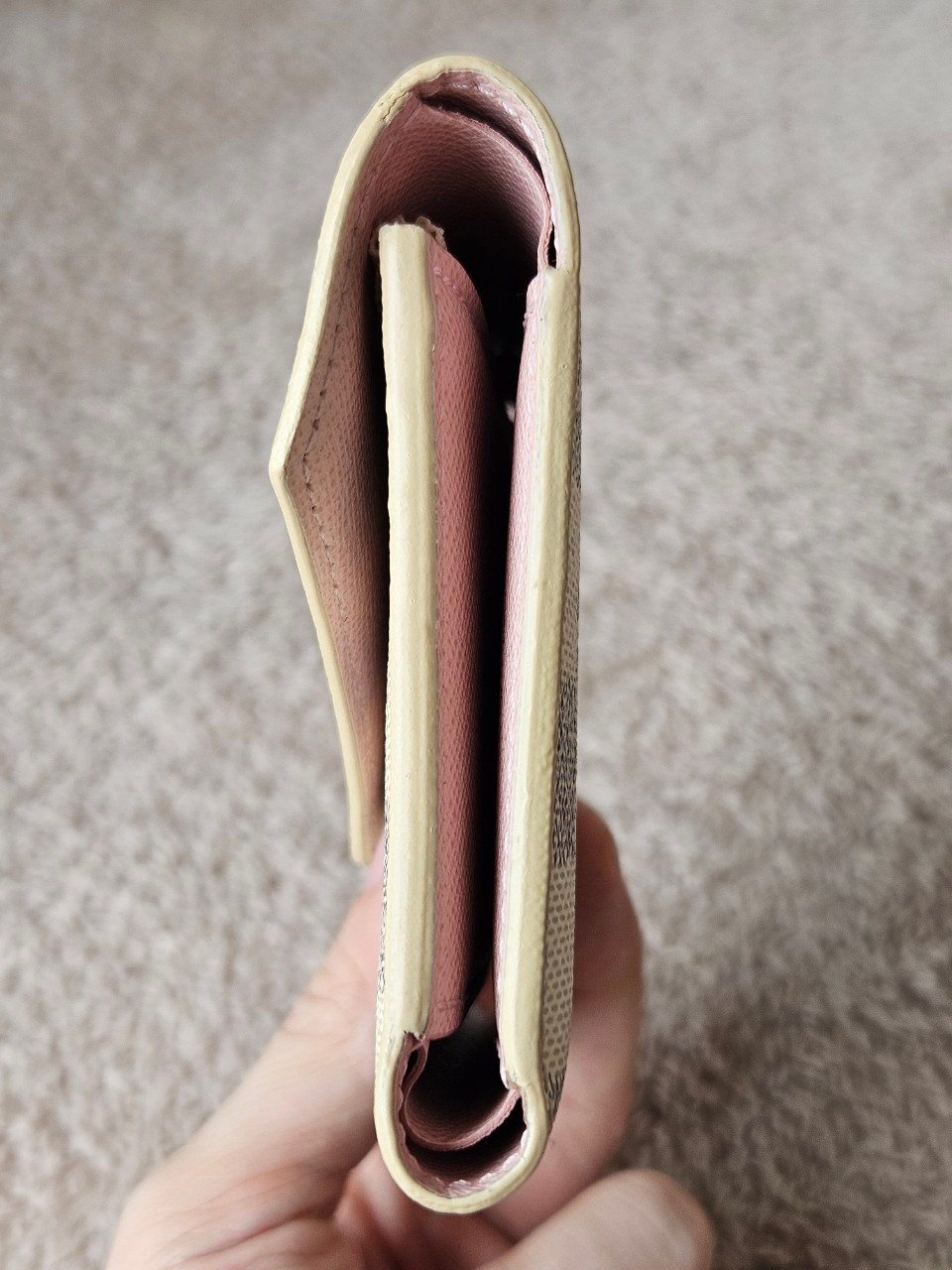 LV Victorie Azur ปี21 microchip