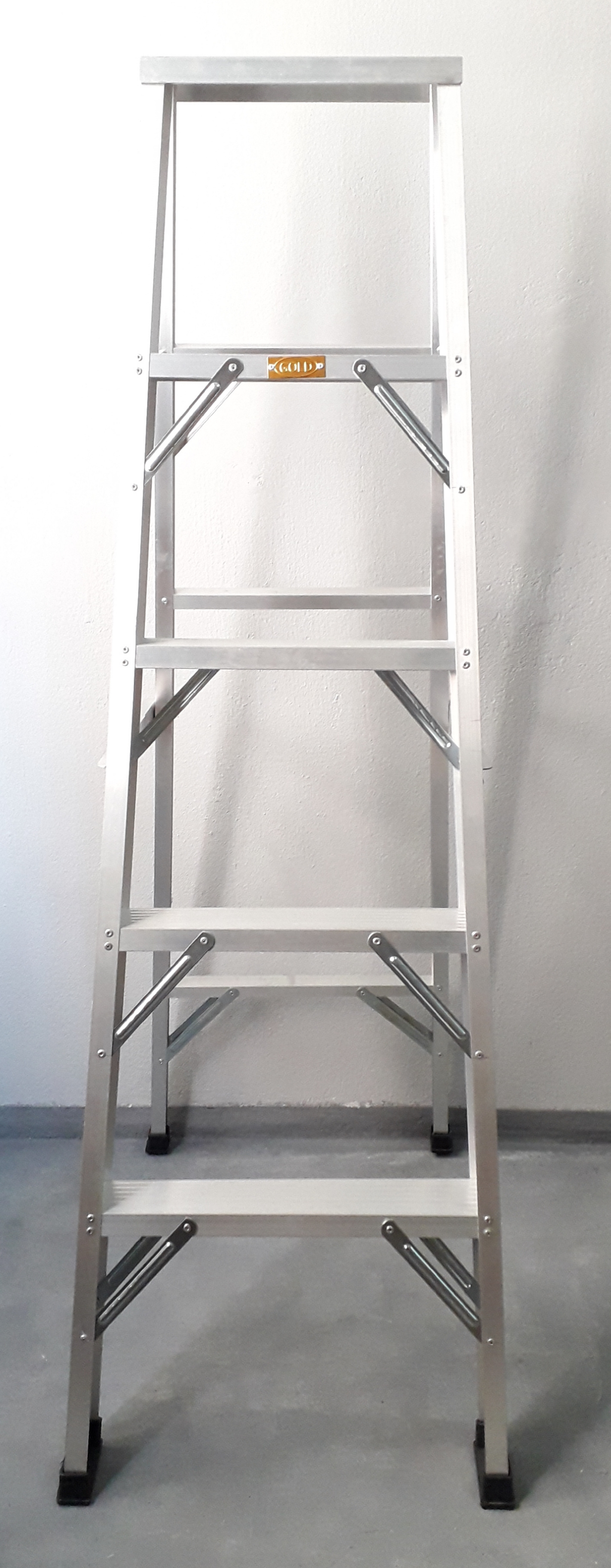 บันไดอลูมิเนียม "รุ่นบาง"