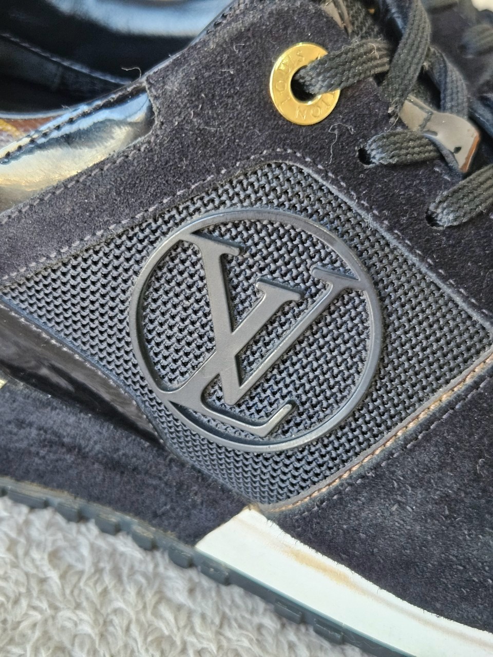 LV Run away Trainers Mono