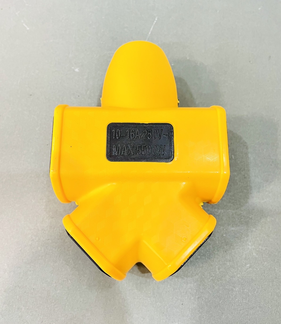 ปลั๊กสนาม 4 ทาง