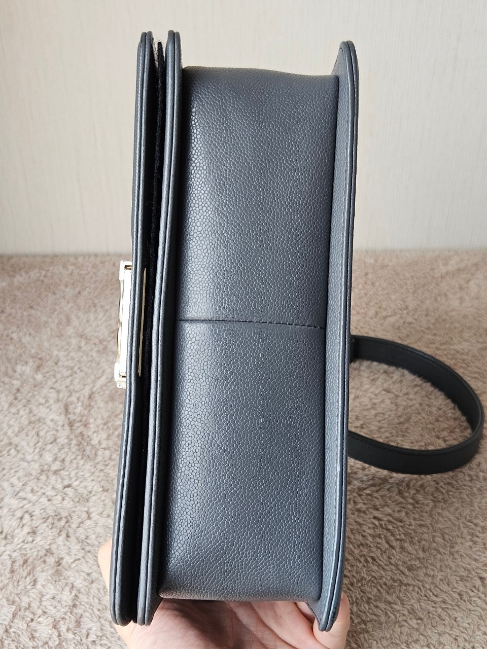 Chanel Boy 10 Cavier SHW สีเทา Microchip