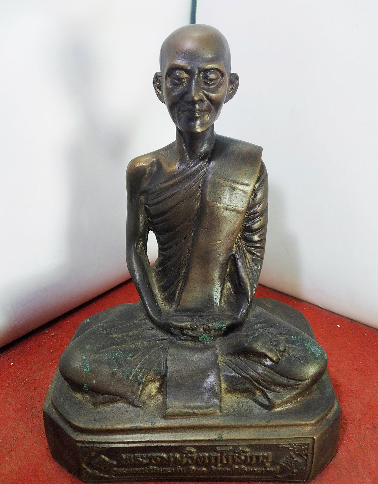 ท่าน เจ้าคุณนรฯ ธมฺมวิตกฺโก ภิกขุ ณ วัดเทพศิรินทราวาส หน้าตัก 5 นิ้ว