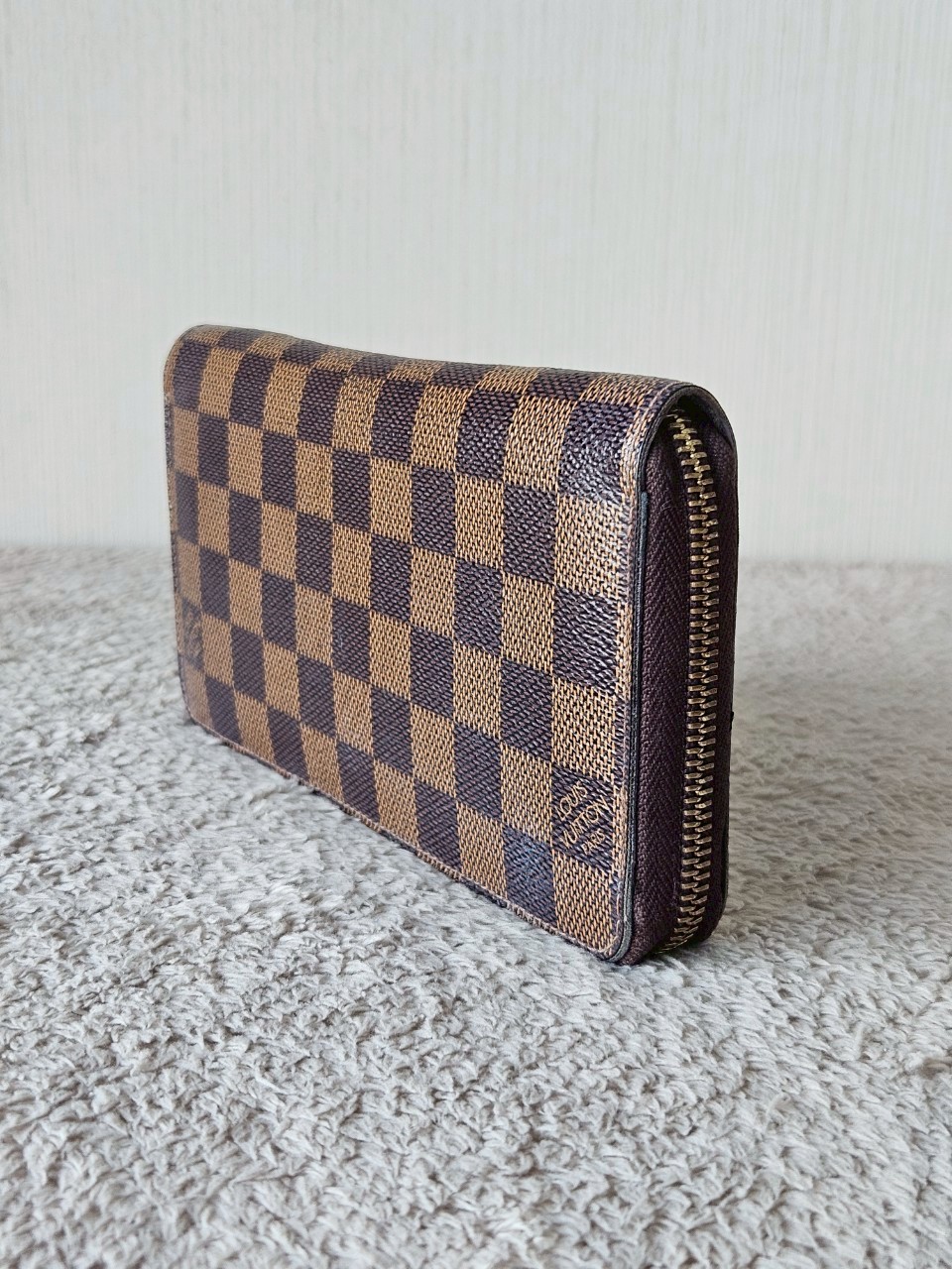 LV Zippy Damier