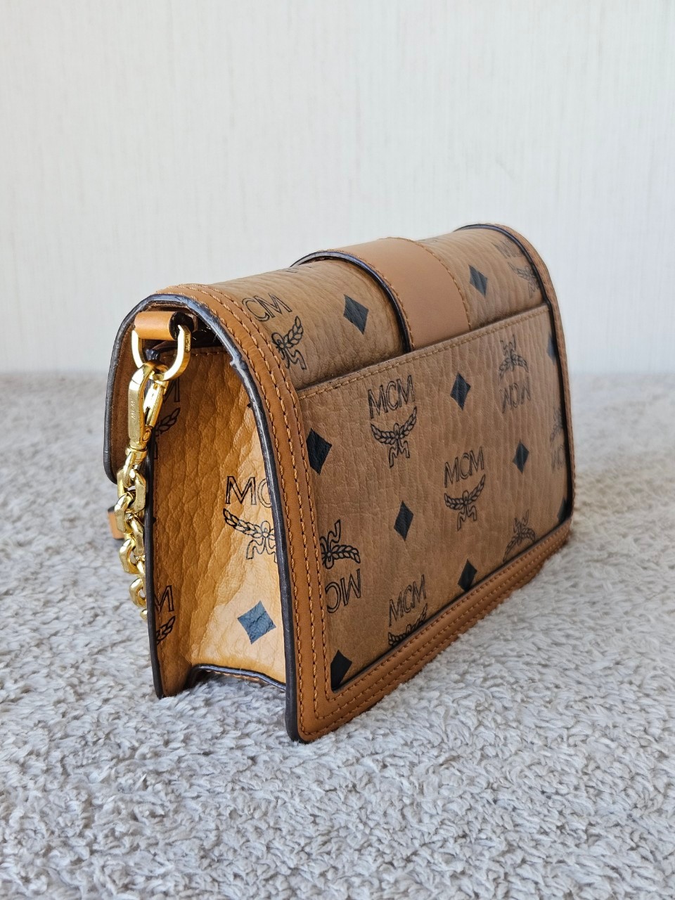MCM Tracy Crossbody in Visetos