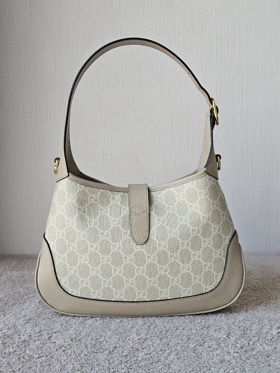 Gucci Jackie 1961 Small beige