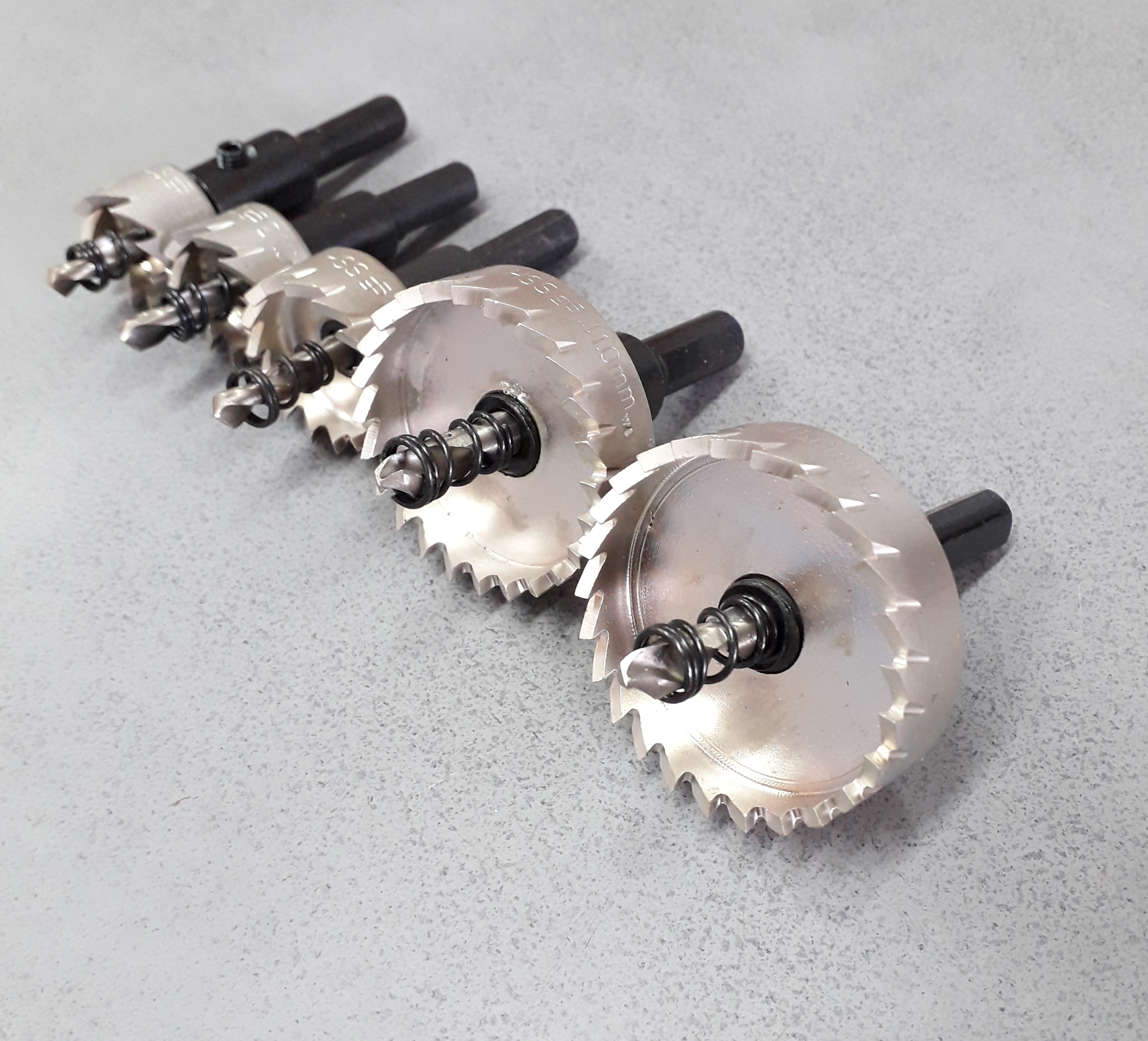 โฮลซอเจาะเหล็ก Eagle One / Keenness