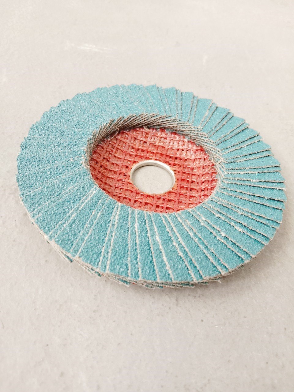 ผ้าทรายจานซ้อนเรียง หลังแข็ง