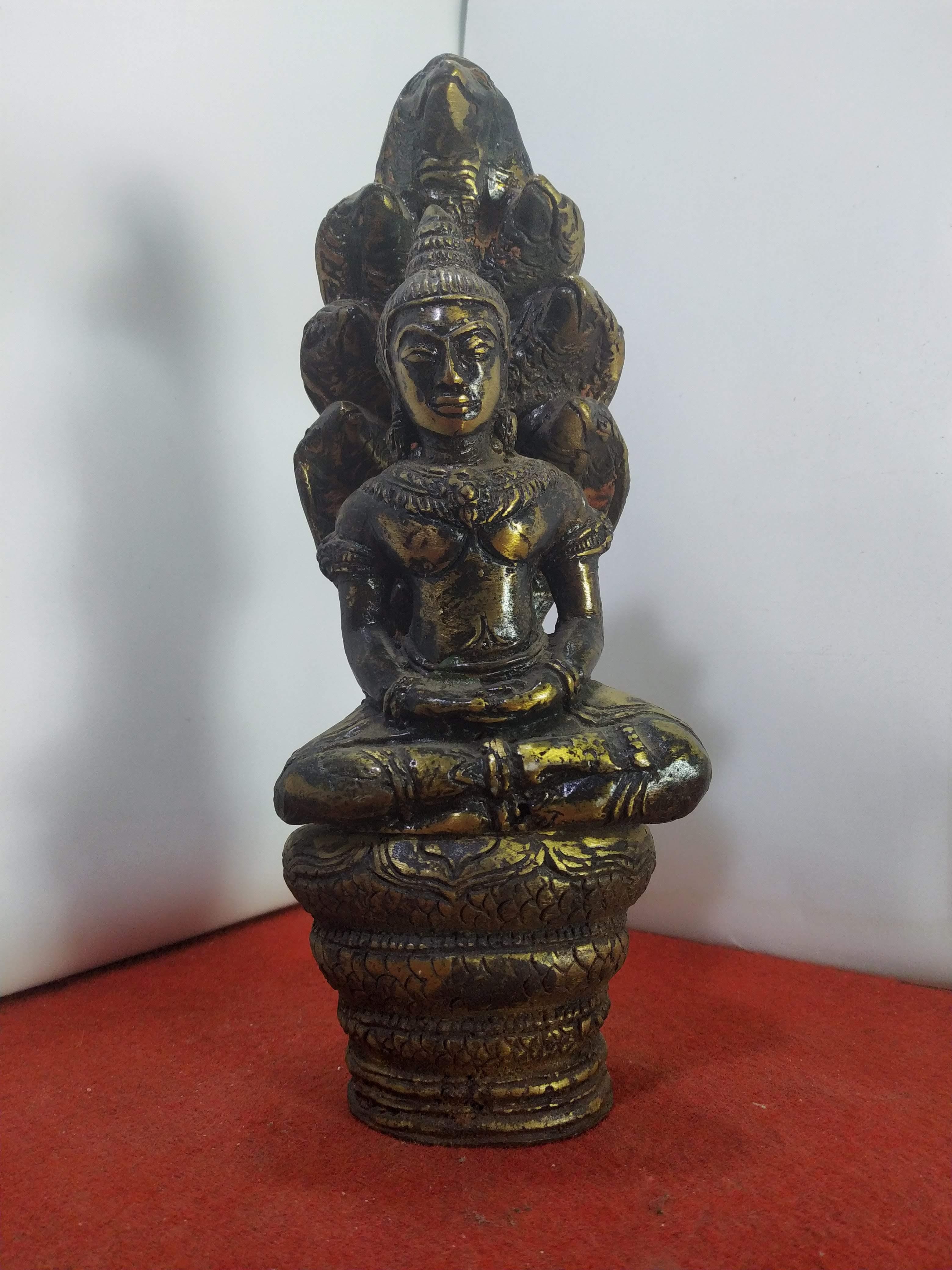 พระนาคปรก พระประจำวันเกิดวันเสาร์