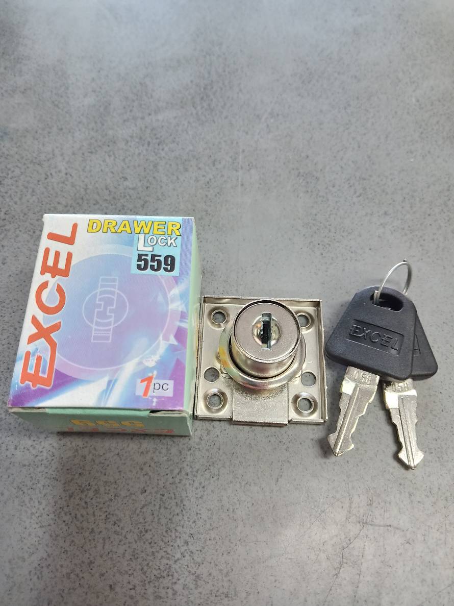 กุญแจลิ้นชัก #737 สีเงิน Royal