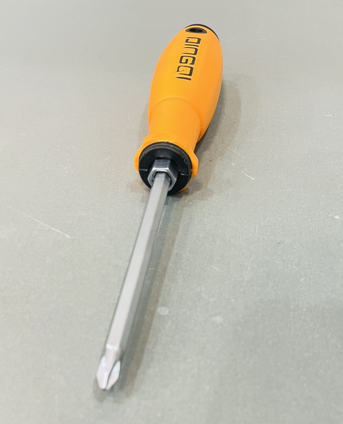 ไขควงสลับ 4"ด้ามยาง Dingqi #68704