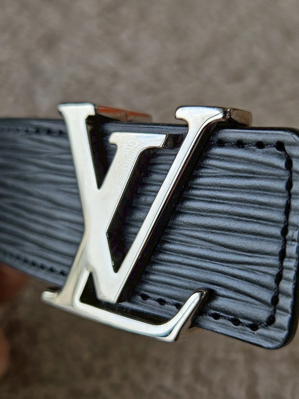 LV M9553 Black EPI Leather Belt