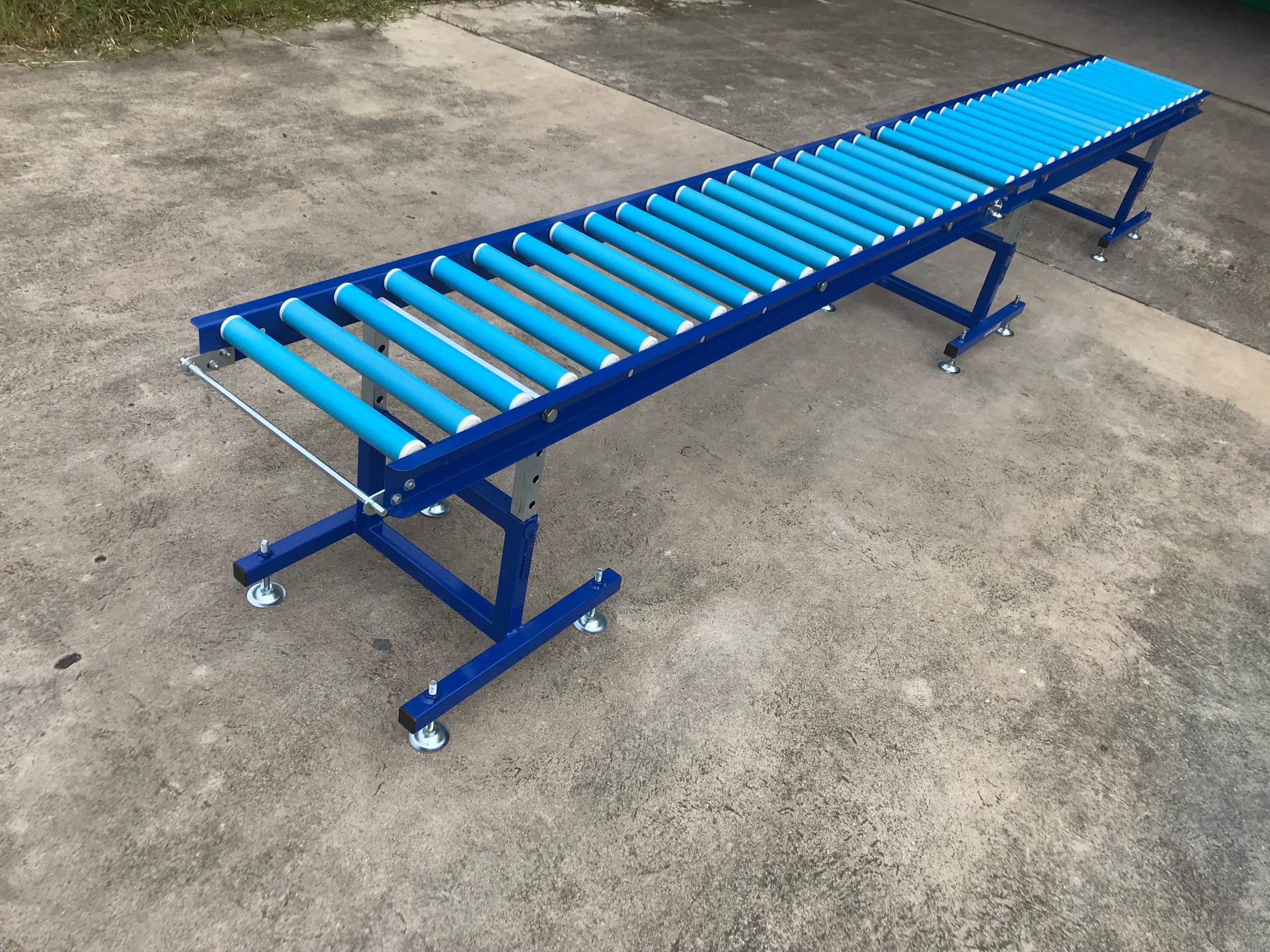 Zlide Container Roller รางลูกกลิ้ง ลำเลียงสินค้า CA4040 W40 x L400 กว้าง 40 cm ยาว 4 M