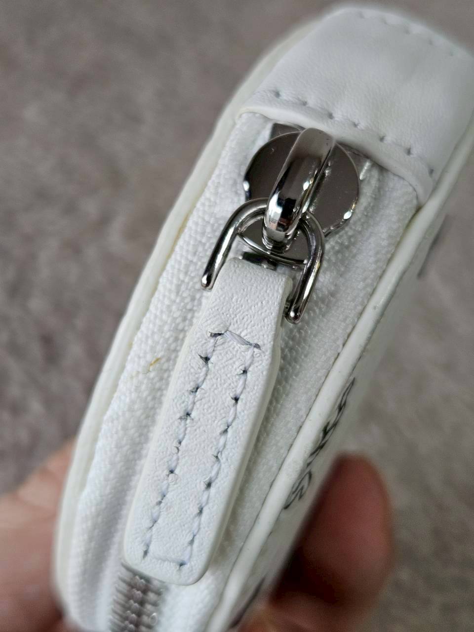 MCM Essential Pouch Orginal Black White