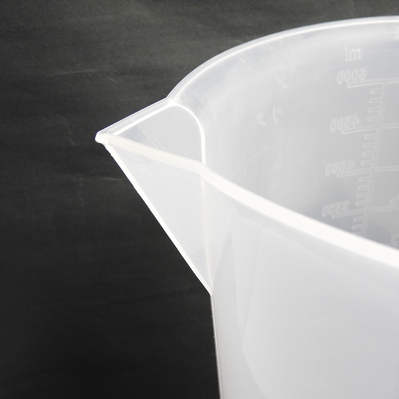 ถ้วยตวง เหยือกตวง พลาสติก มีหูจับ 5000 ml.