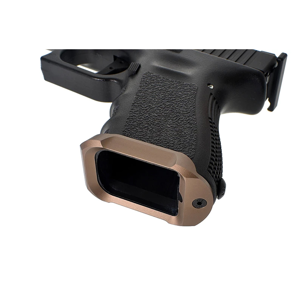 CowCow Tactical Magwell For Marui G19 - Black