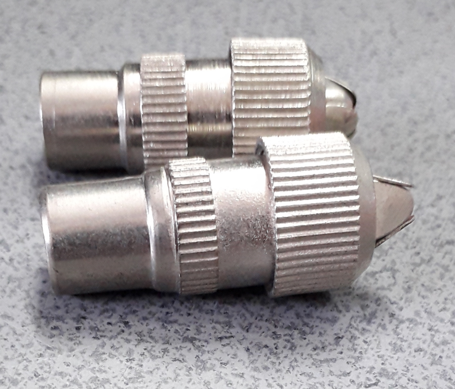 แจ็คทีวีเหล็ก ตัวผู้ แบบเสียบ