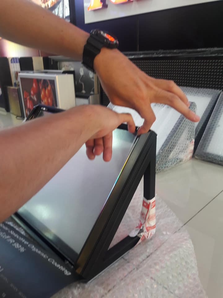 ป้ายสลิมแบบเอียง สั่งผลิตได้ตามต้องการ