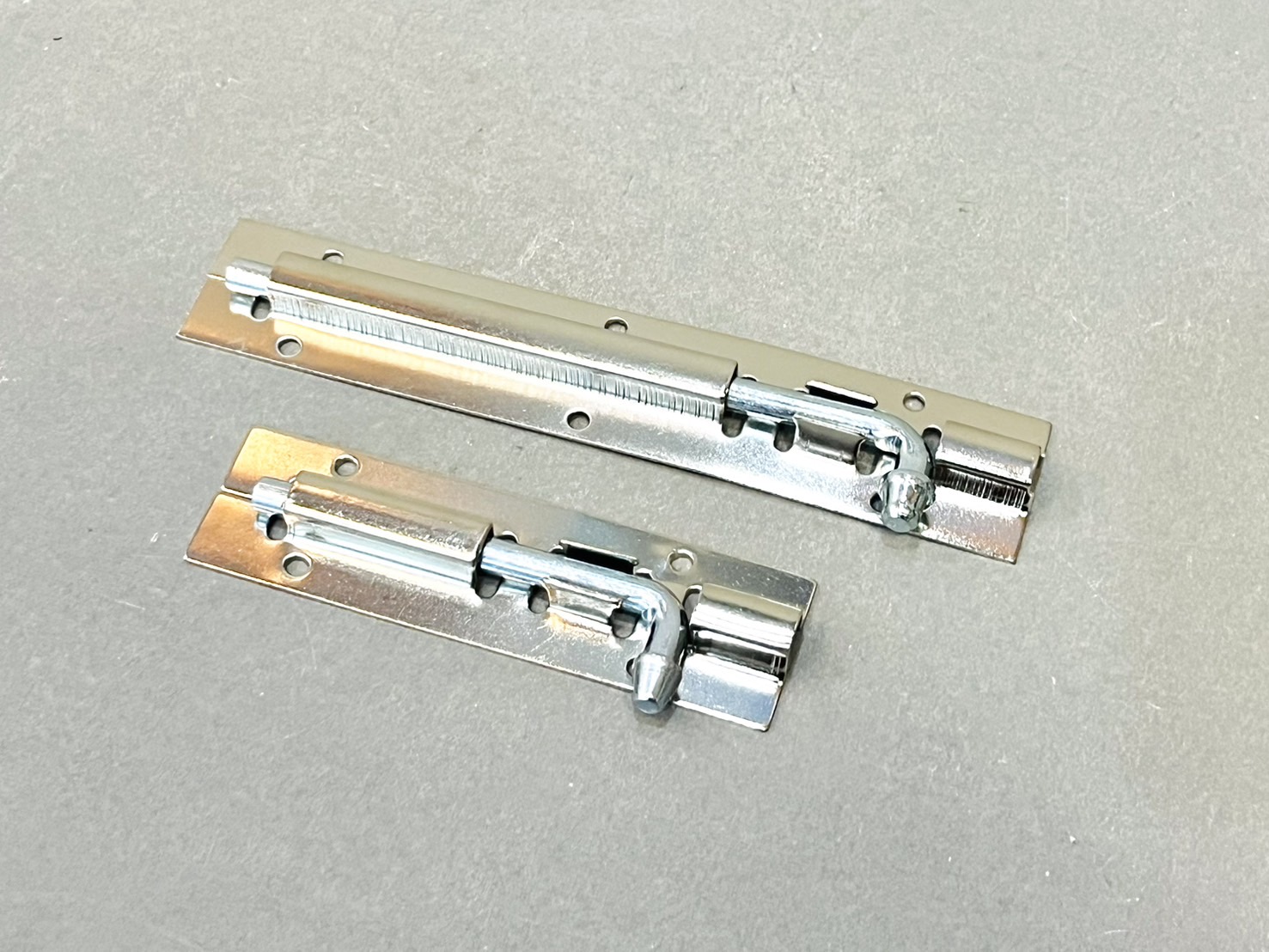 กลอนเหล็กชุบโครเมี่ยม