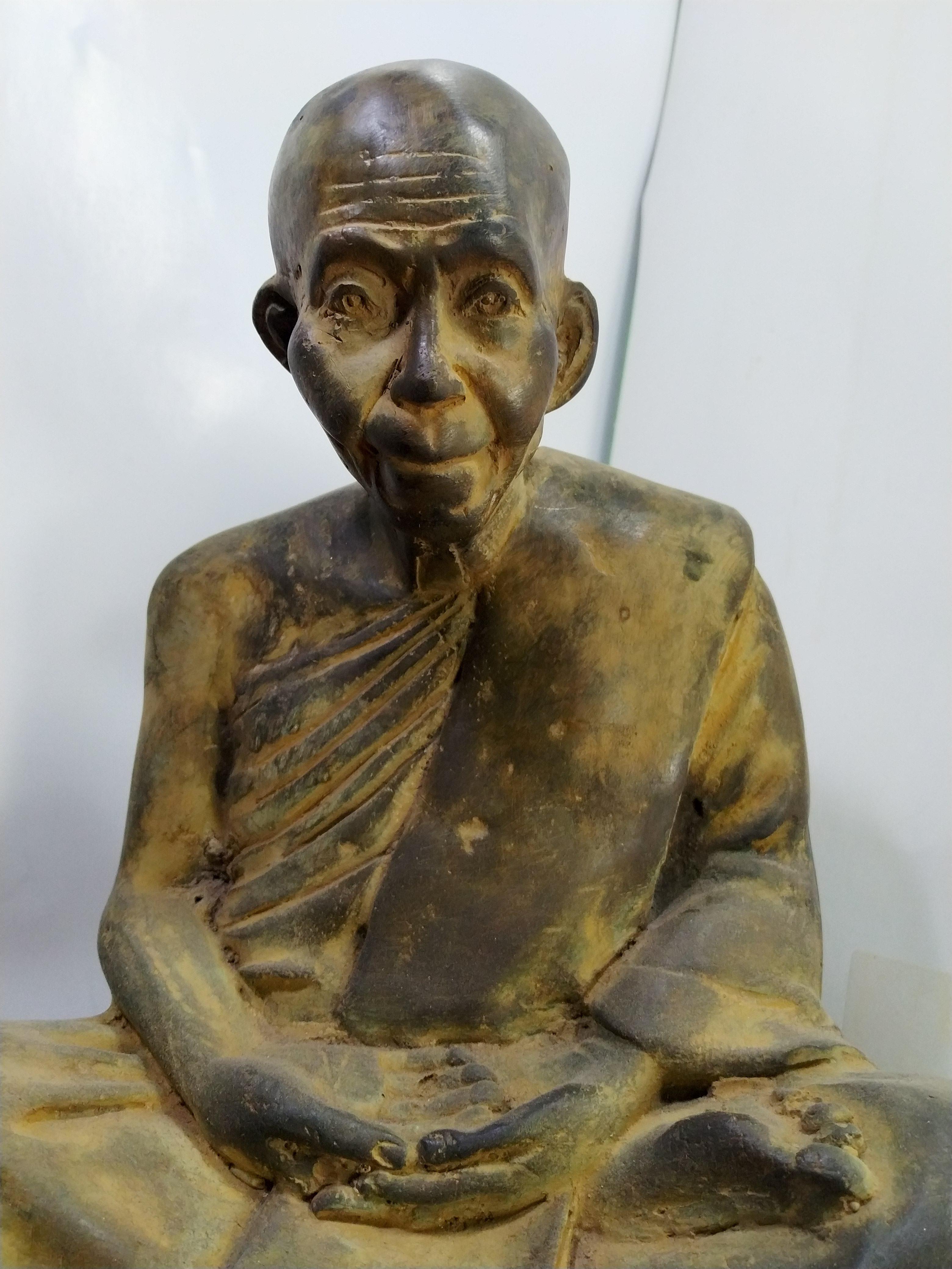พ่อท่านคล้าย วาจาสิทธิ์ วัดสวนขัน เทวดาเมืองคอน หน้าตัก 9 นิ้ว