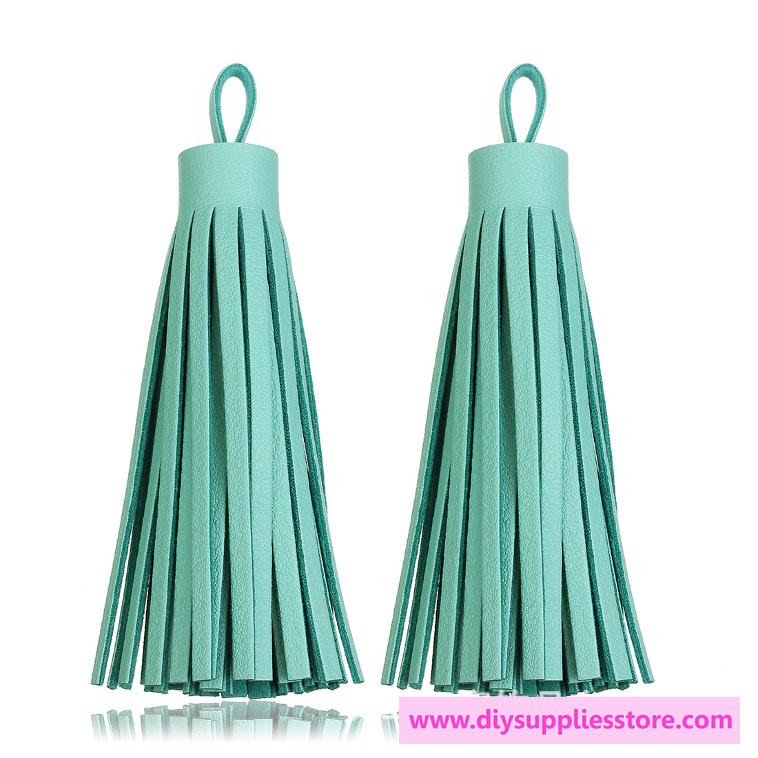 ขายส่ง พู่หนัง ยาว 8ซม. สีเขียว Light Green (เป็นคู่/2ชิ้น)