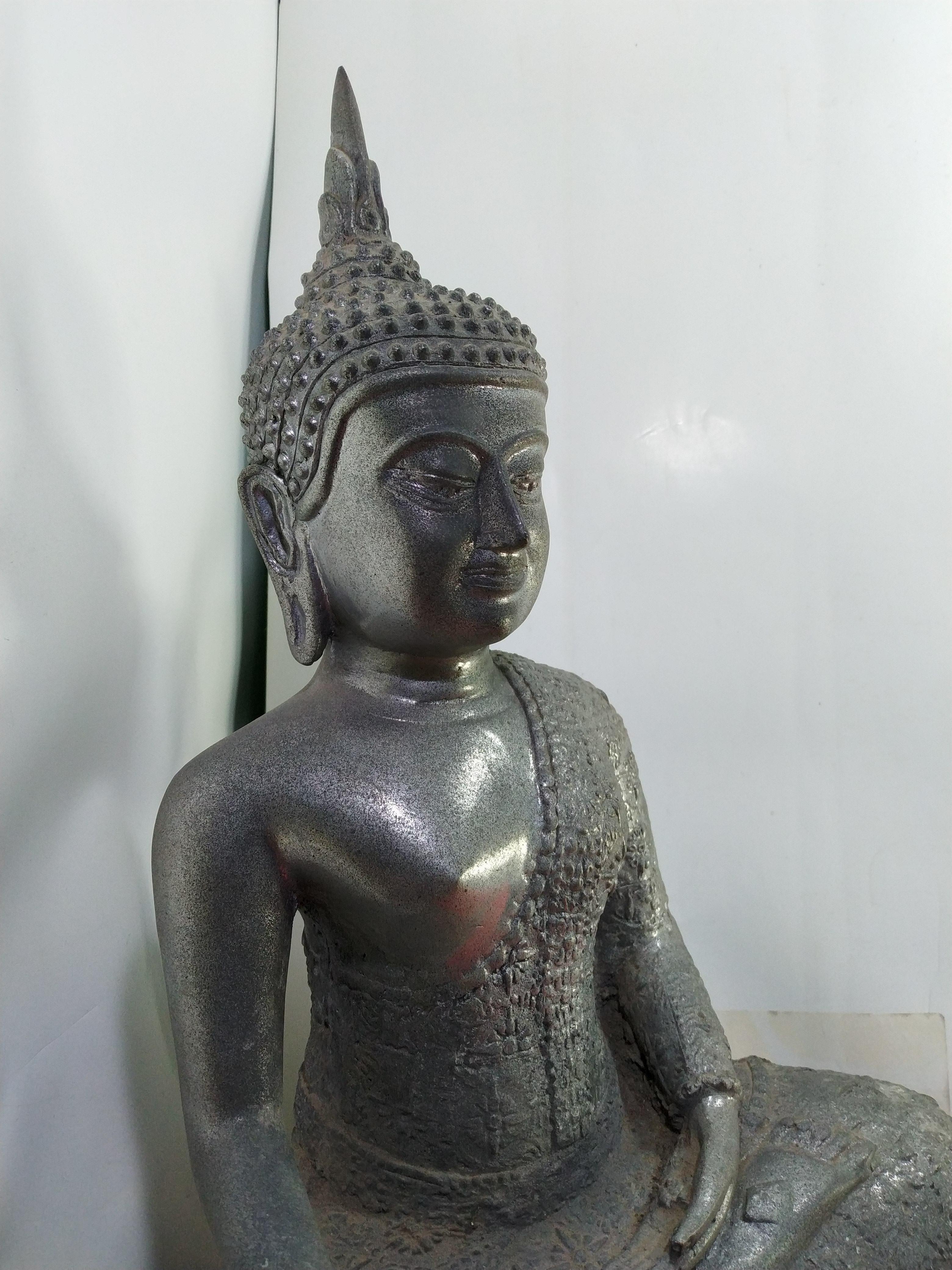 พระอู่ทอง ปางชนะมาร ห่มจีวรลายดอกพิกุลงดงาม หน้าตัก 9 นิ้ว