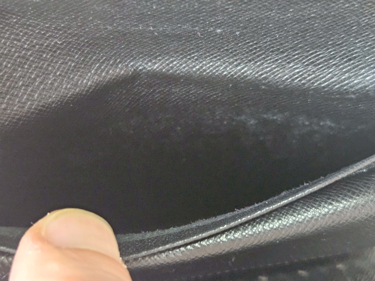 LV Epi Trifold Black Long Wallet