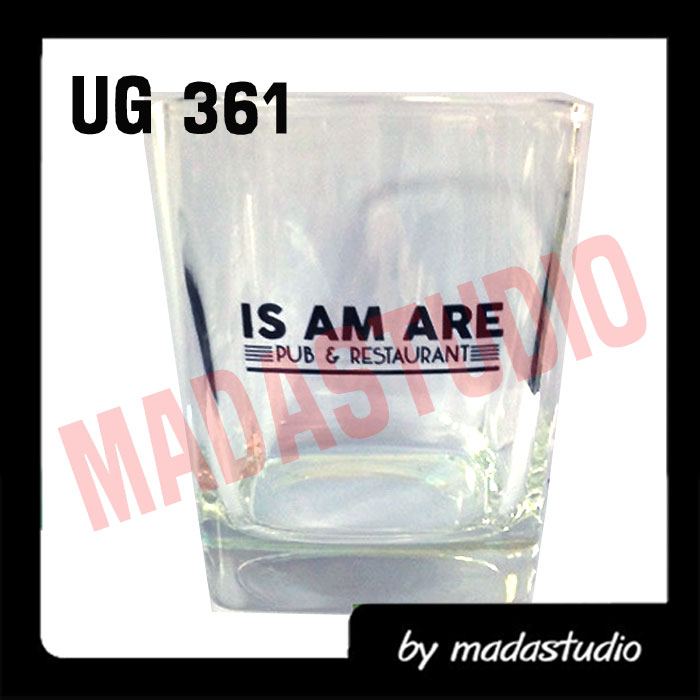 แก้วใสมีทุกรุ่นพร้อมสกรีน