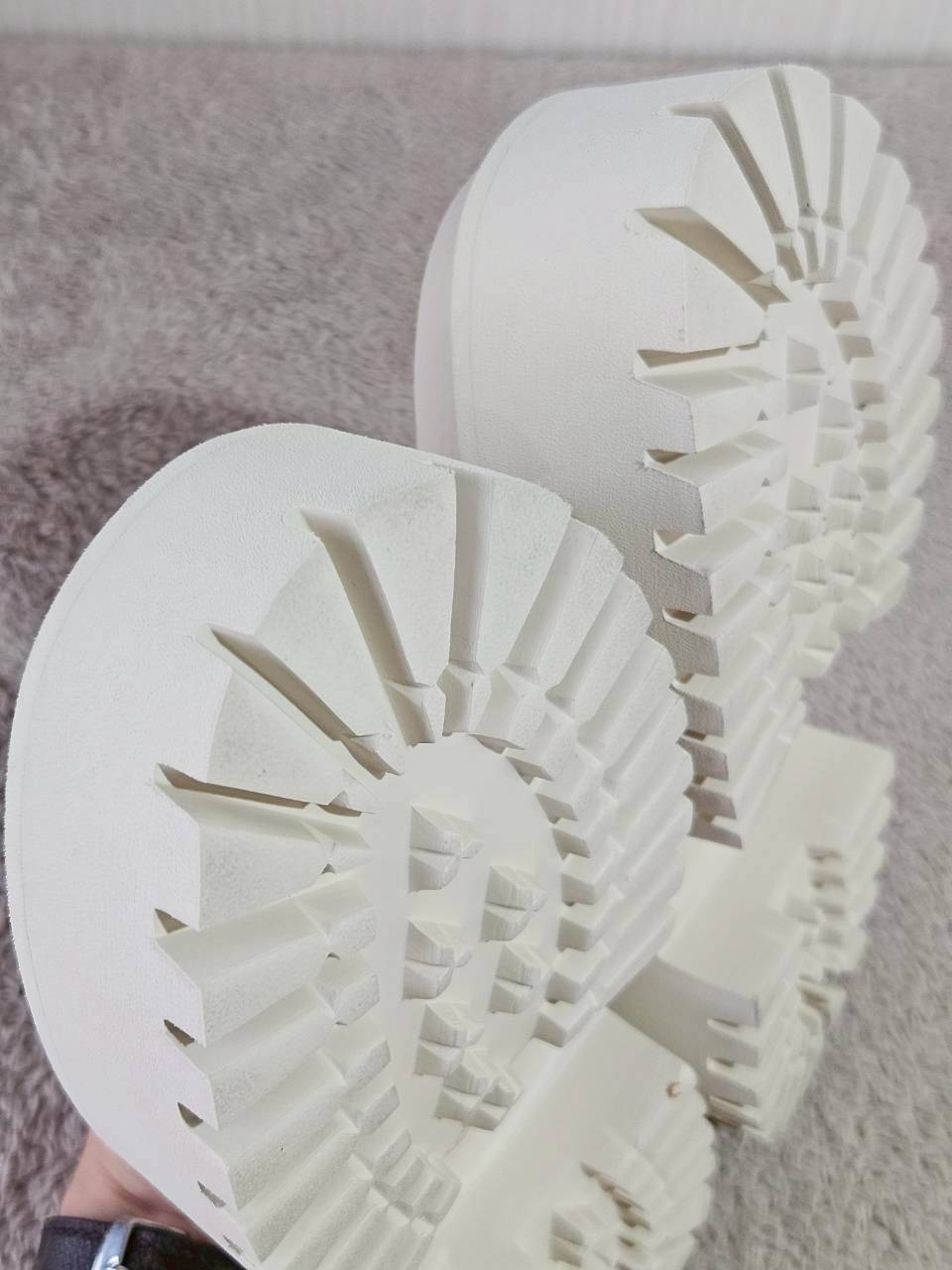 Gucci Platform Perforated G Sandal White