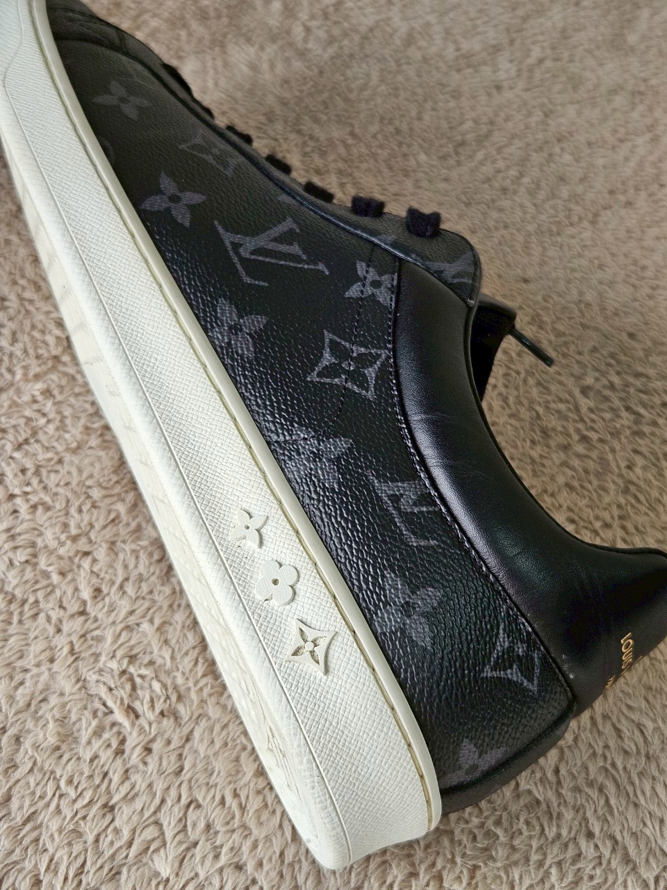 LV Luxembourg sneaker