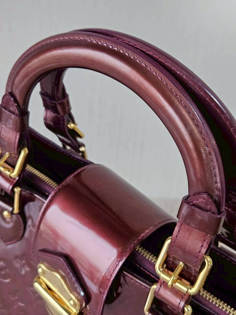 LV M91390 Melrose Amarante Vernis