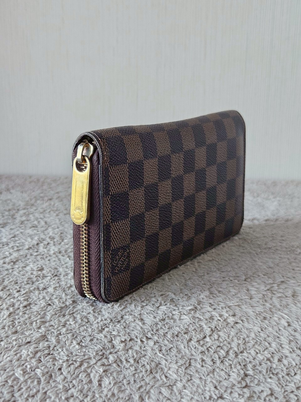 LV Zippy Damier