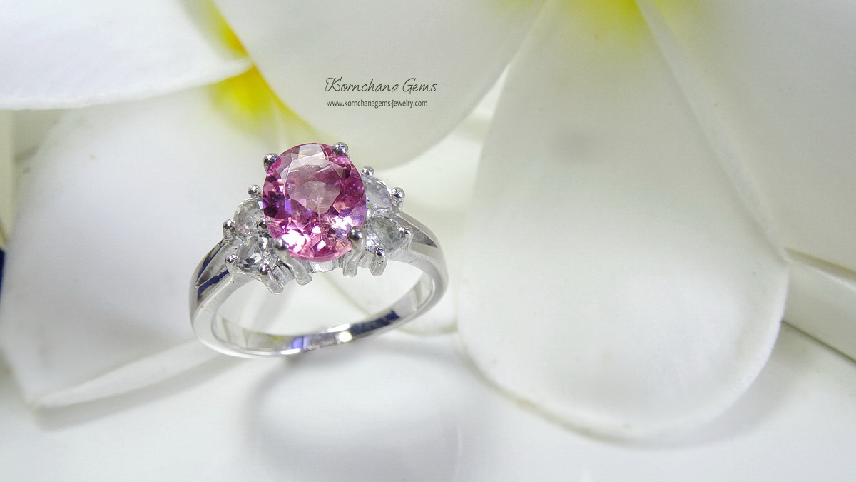 แหวนพิงค์ทัวร์มาลีน สีชมพู pastel ชมพูใสๆหวานเจี๊ยบ พลอยทรงไข่ แมทช์กับตัวเรือนสีพิงค์โกลด์ ลุคคุณหนูไฮโซมากกก พลอยเฉดชมพูขายดีมากค่ะ reorder กี่ครั้งก็หมด