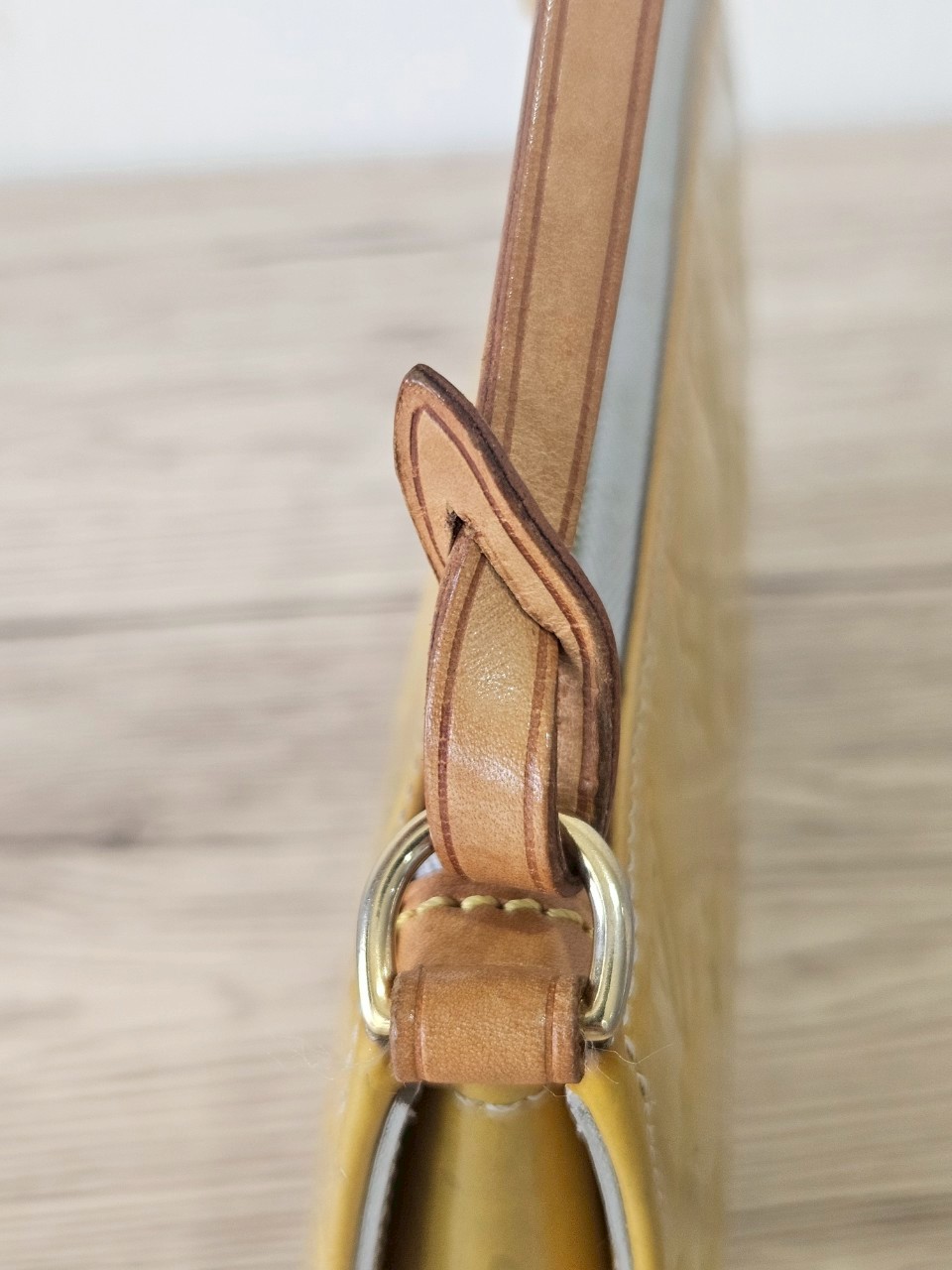 LV Lexington Pochette Monogram Vernis