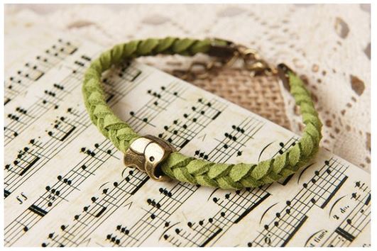 ยกม้วน ขายส่ง (ยกม้วน/100หลา) เชือกหนัง เชือกแบน เชือกหนังชามัวร์ เกาหลี สีแดงไวน์/แดงเลือดหมู