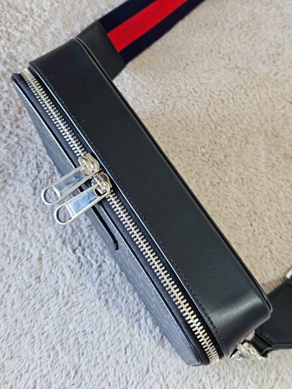 Gucci Black Small Shoulder Bag