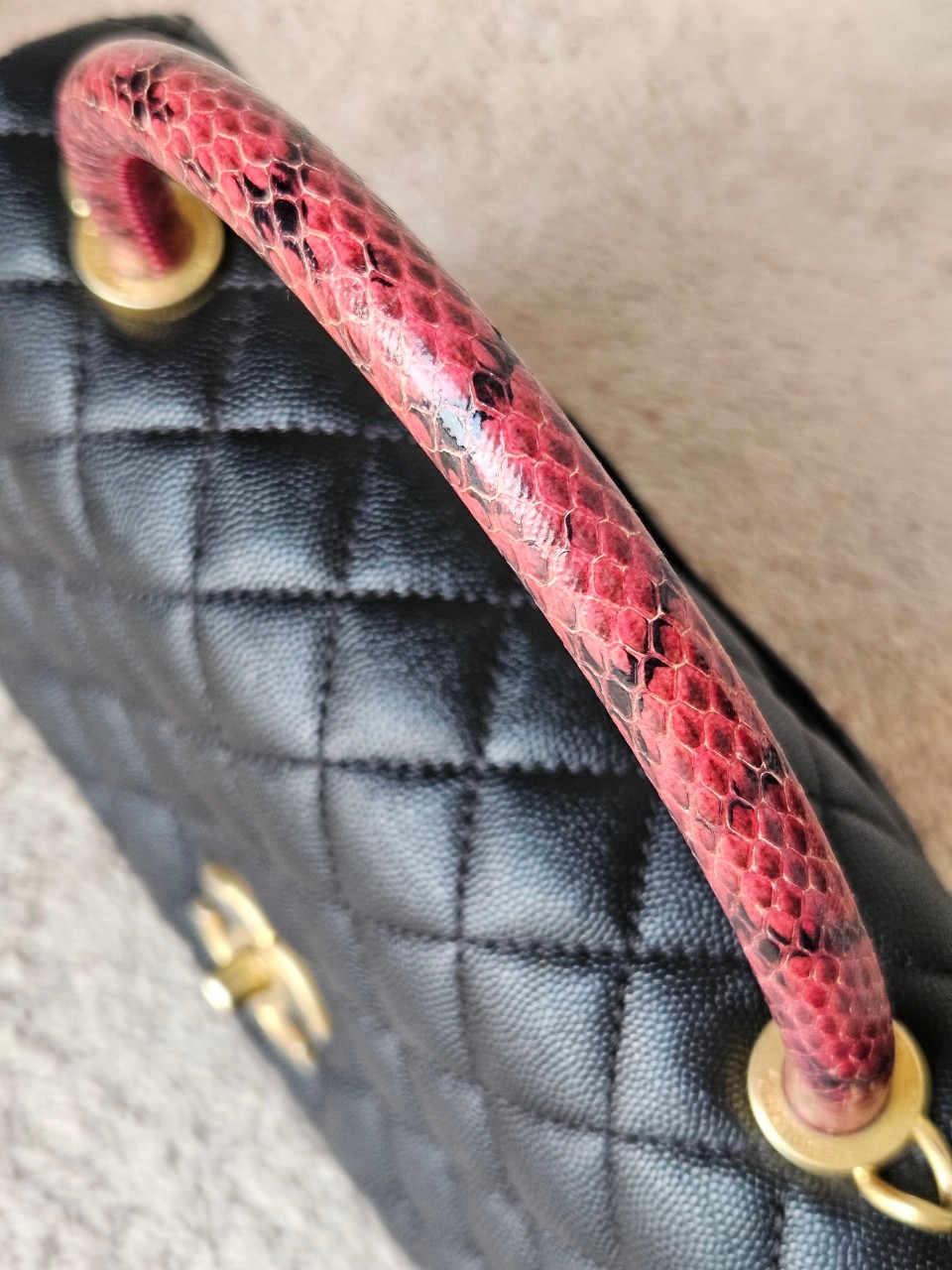 Chanel Coco 10.5 Caviar Lizard holo26